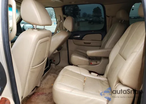 2008 Chevrolet Suburban C1500 Ls z USA, uszkodzony, nr VIN 3GNFC16018G176519